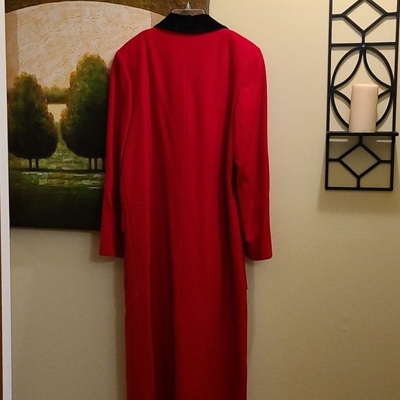 Harvey Bernard Long Wool Coat - Picture 3 of 6